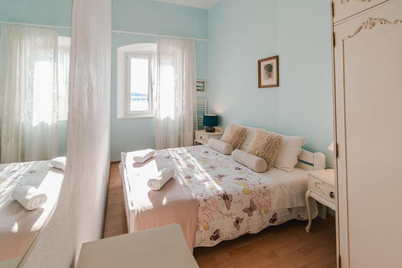 Arya apartment Sibenik Bagian luar foto