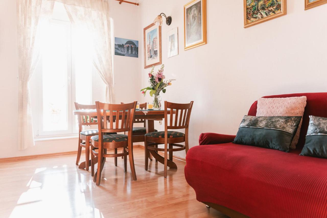 Arya apartment Sibenik Bagian luar foto